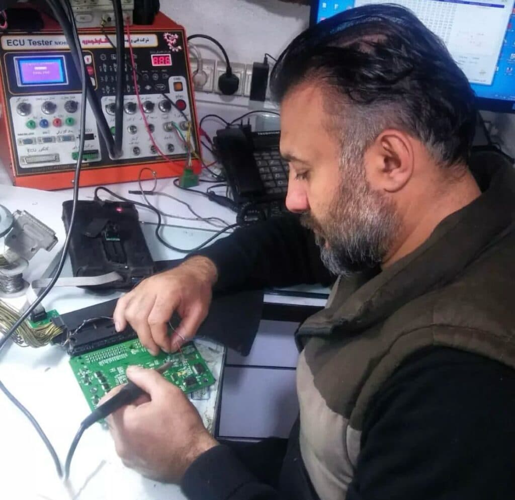 کلینیک تخصصی برق و الکترونیک اتومبیل محمد ثابت در رشت