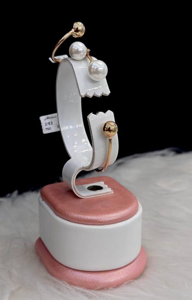 جواهری رز در قشم