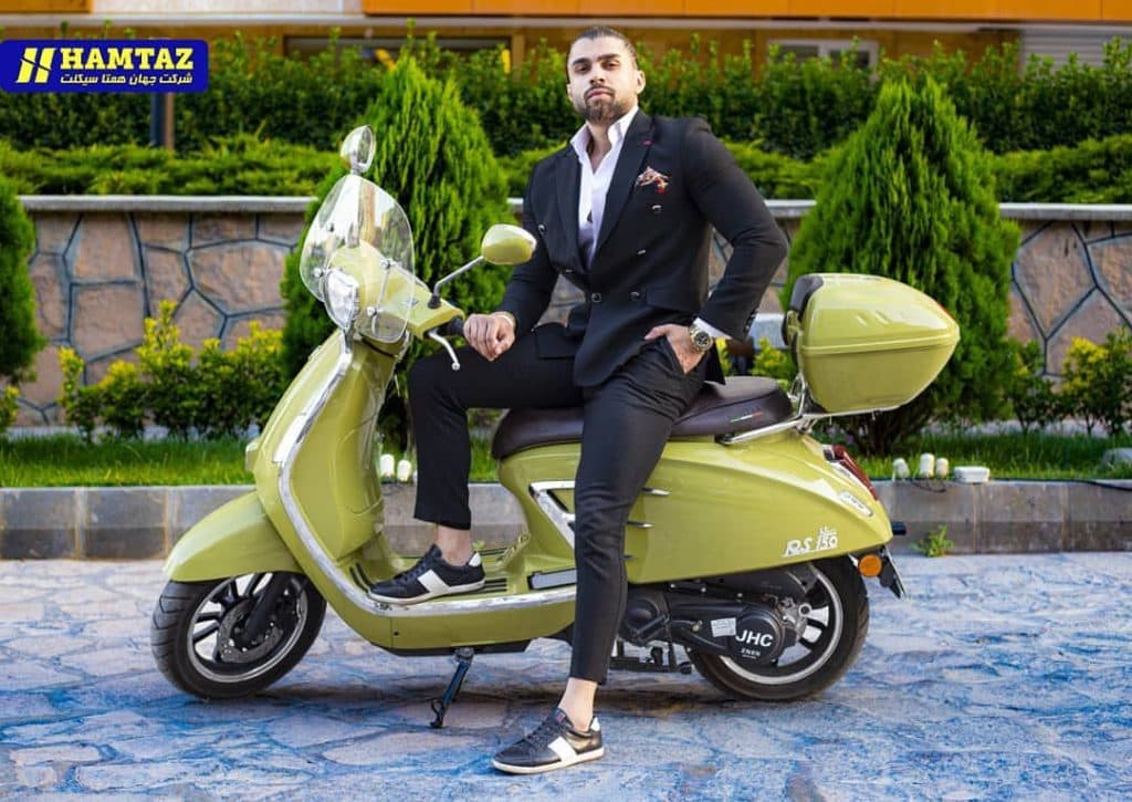 فروشگاه و نمایشگاه و نمایندگی همتاز موتور نیافر در خوی