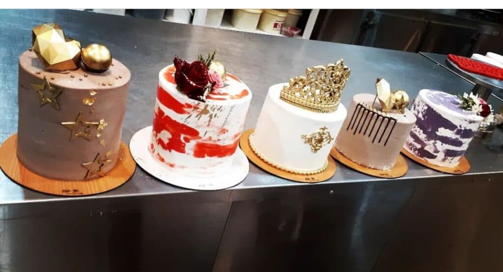 شیرینی سرای بابا قنبر در نیشابور