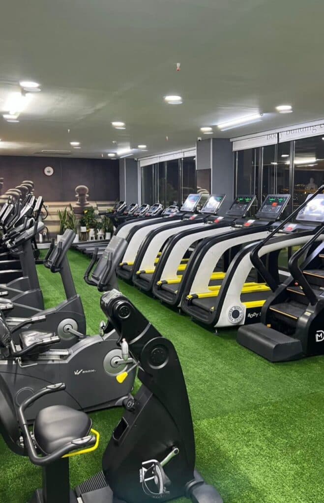 باشگاه ورزشی آیریک در عظیمیه کرج