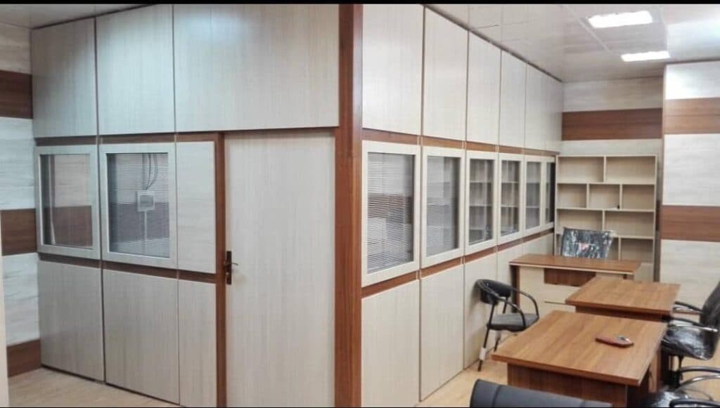 بازسازی طراحی و اجرا دکوراسیون داخلی و کابینت آریاچوب ناصری در بندرعباس