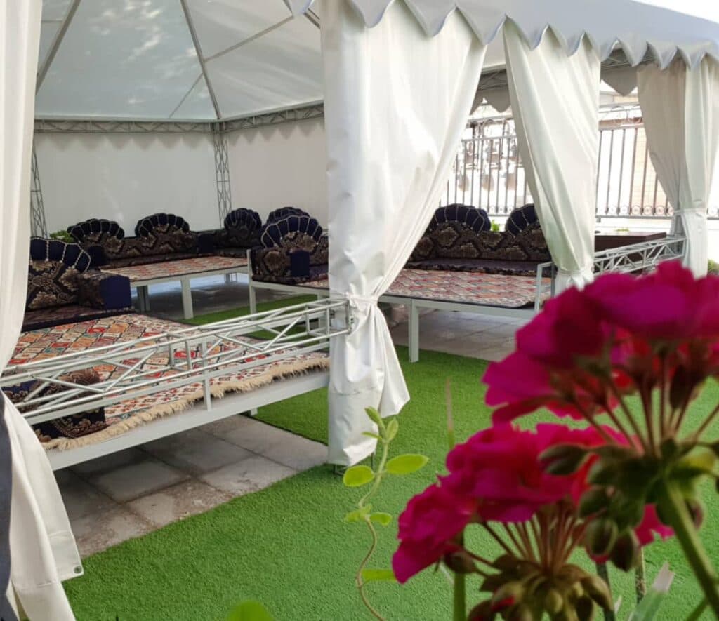 هتل آپارتمان دی در دلگشای شیراز