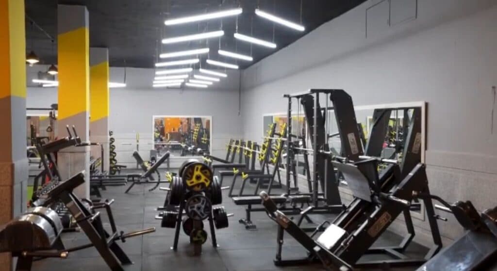 باشگاه بدنسازی اسپاد در کاشان