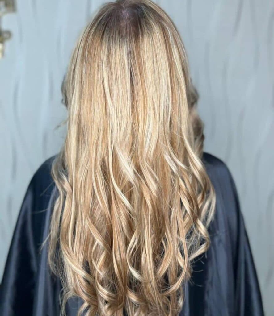 آموزشگاه و آرایشگاه آهنگ زیبایی در کرمان