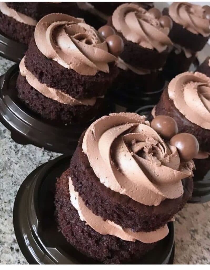 شیرینی سرای بابا قنبر در نیشابور