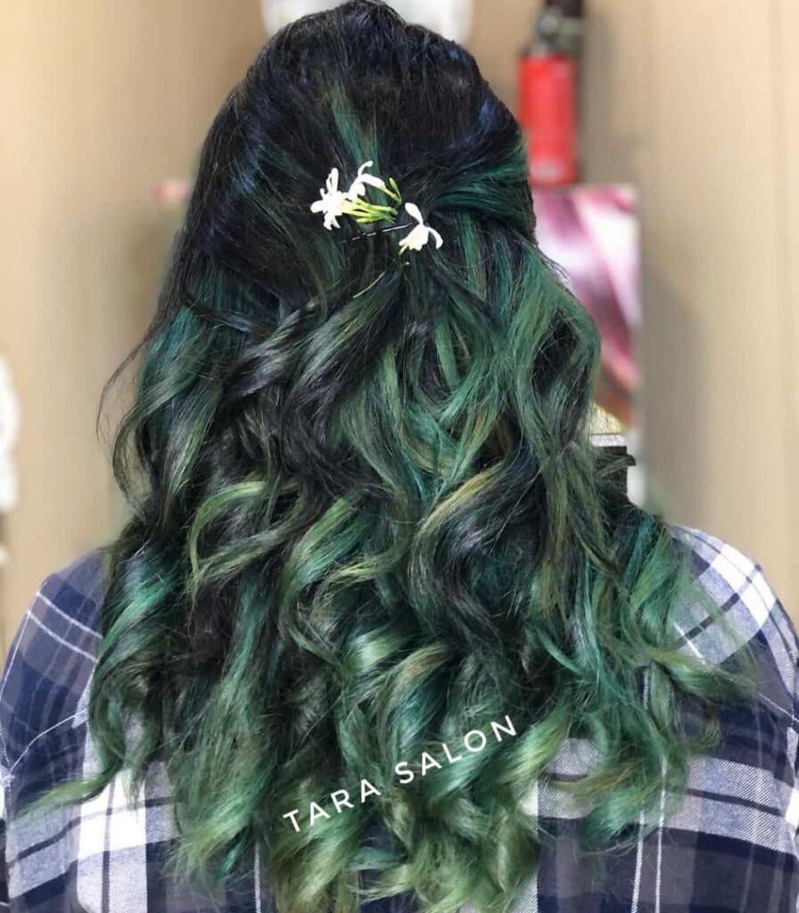 سالن زیبایی تارا در بوشهر