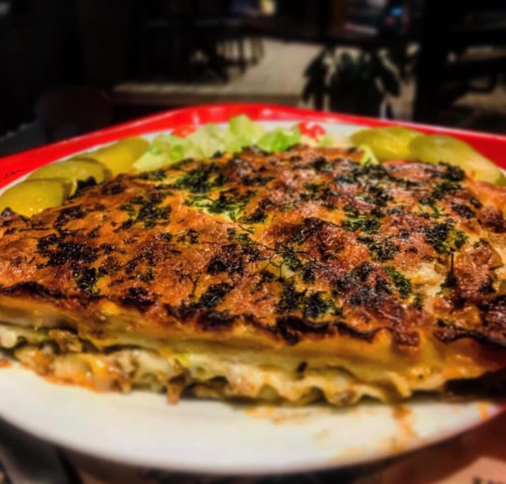 فست فود پیتزا ژینا در نوشهر