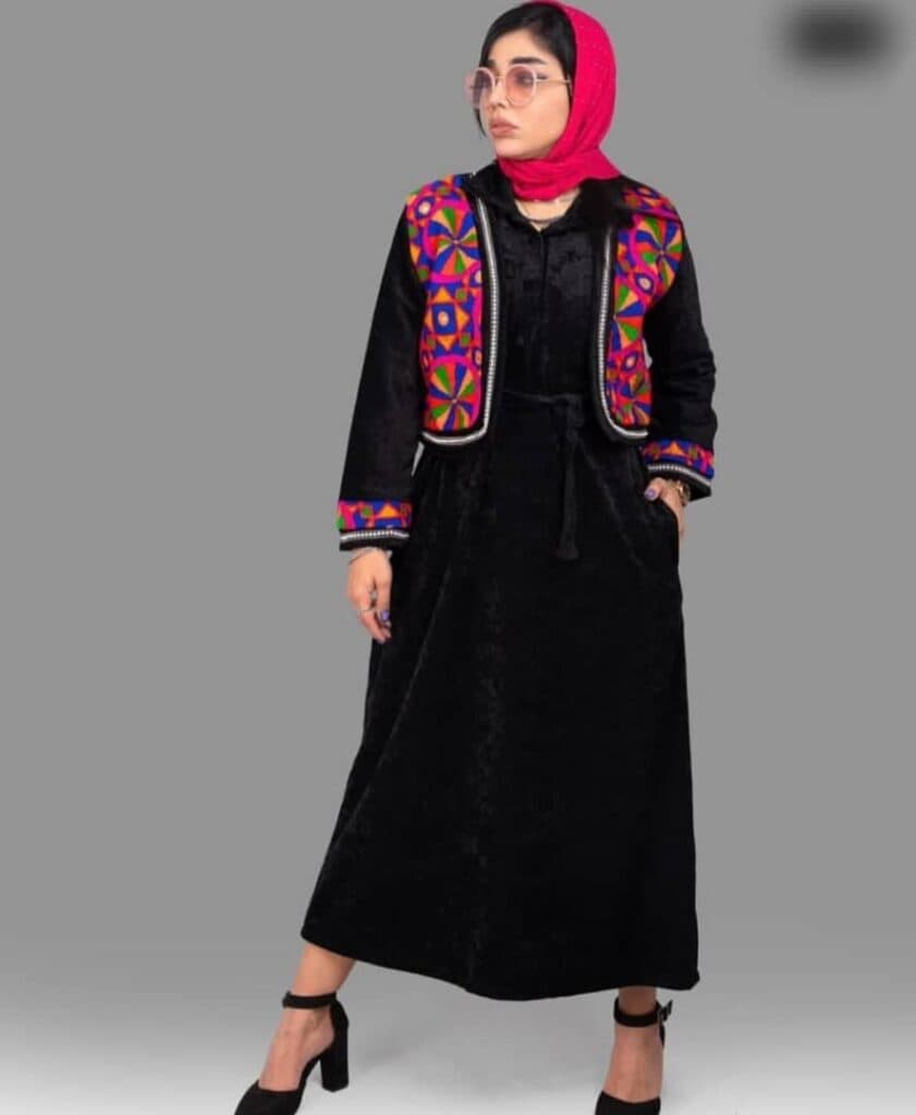 فروشگاه پوشاک اسپرت و مجلسی مردانه و زنانه رز در اراک