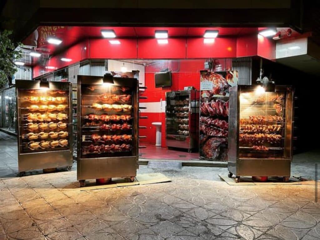 مرغ بریان شکم پر در اصفهان