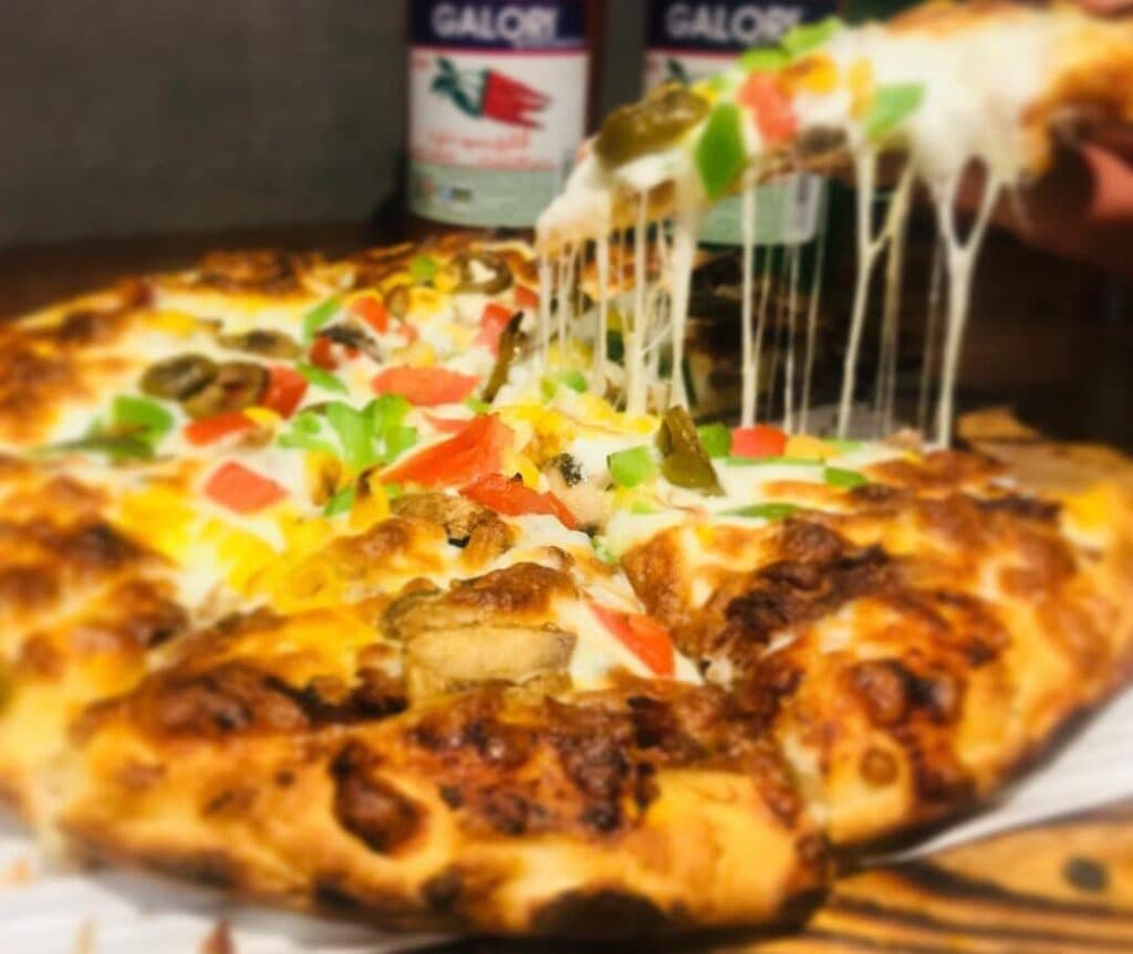 فست فود پیتزا ژینا در نوشهر