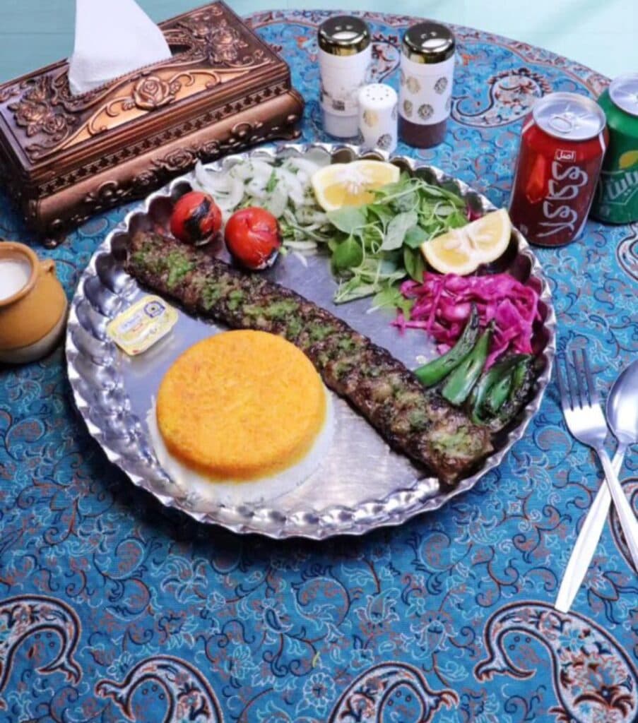 رستوران و کته کبابی عباس بناب در بجنورد