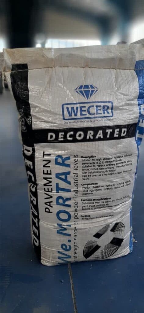 تولید و اجرای کفسازی صنعتی رنگی و افزودنی های بتن سخت بتن در اصفهان