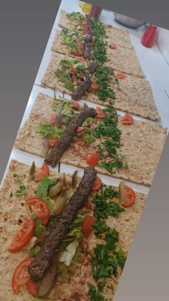 اغذیه مانی فود در بیرجند