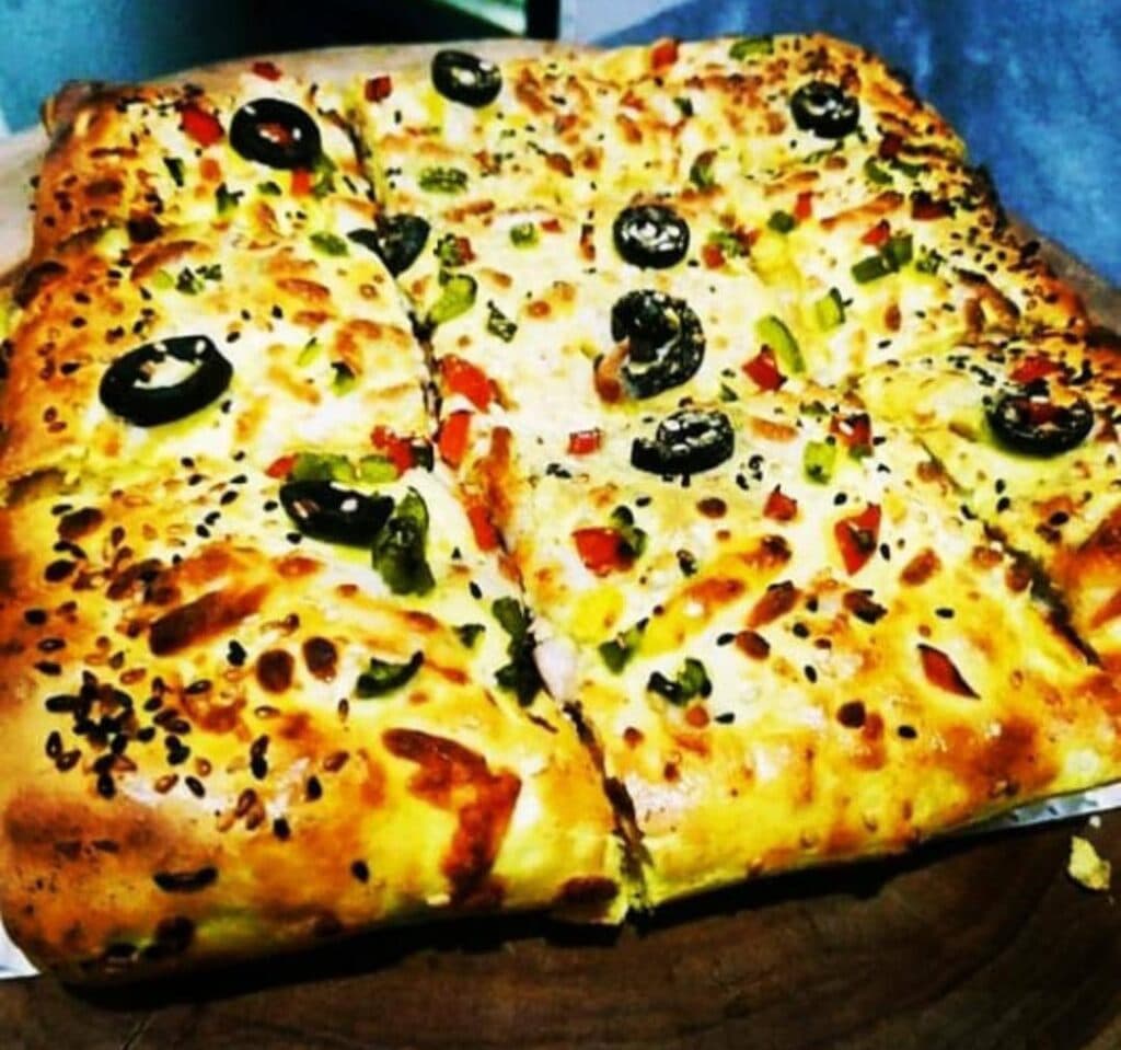 فست فود پیراشکی چی در بیرجند