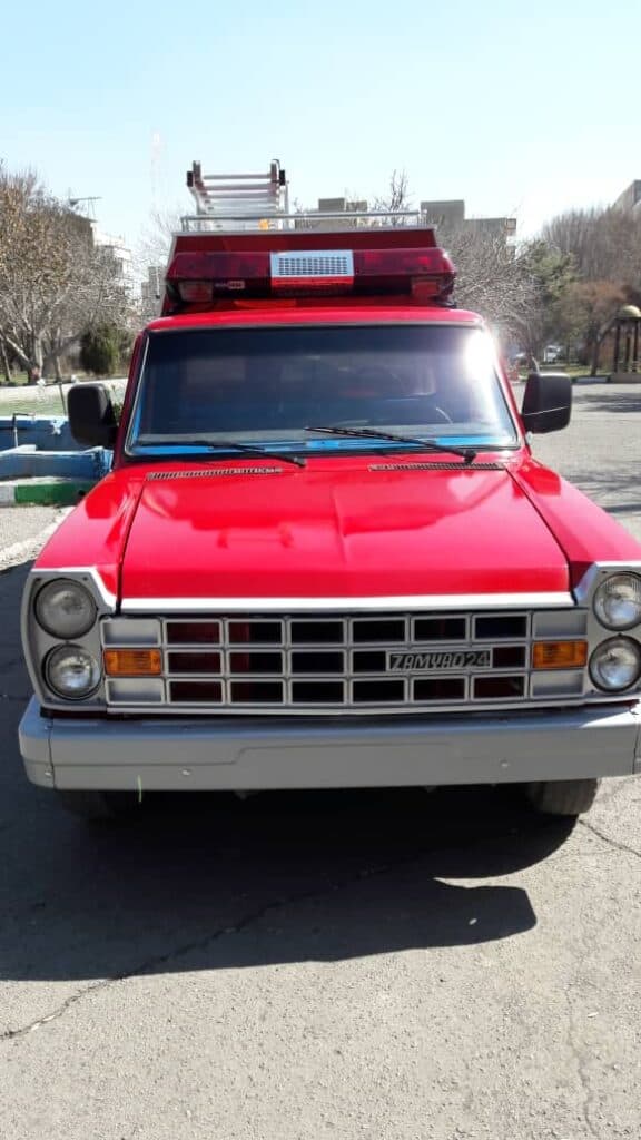 تجهیز و بازسازی خودرو آتش نشانی شرکت آذرمهار در تبریز