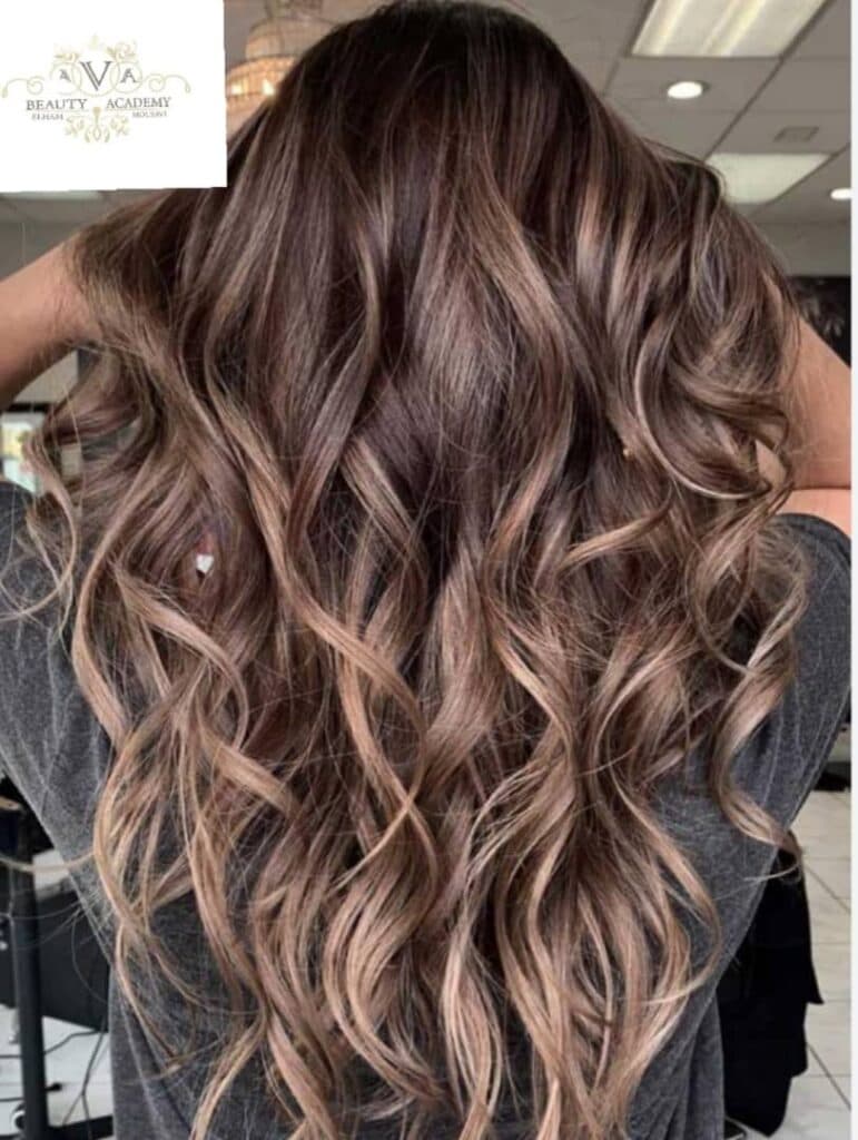 آموزشگاه و سالن زیبایی آوا در آبادان