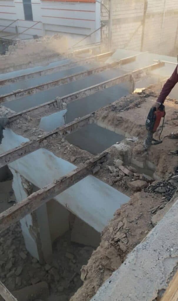 پیکور کاری ساختمان عدنانی در لردگان