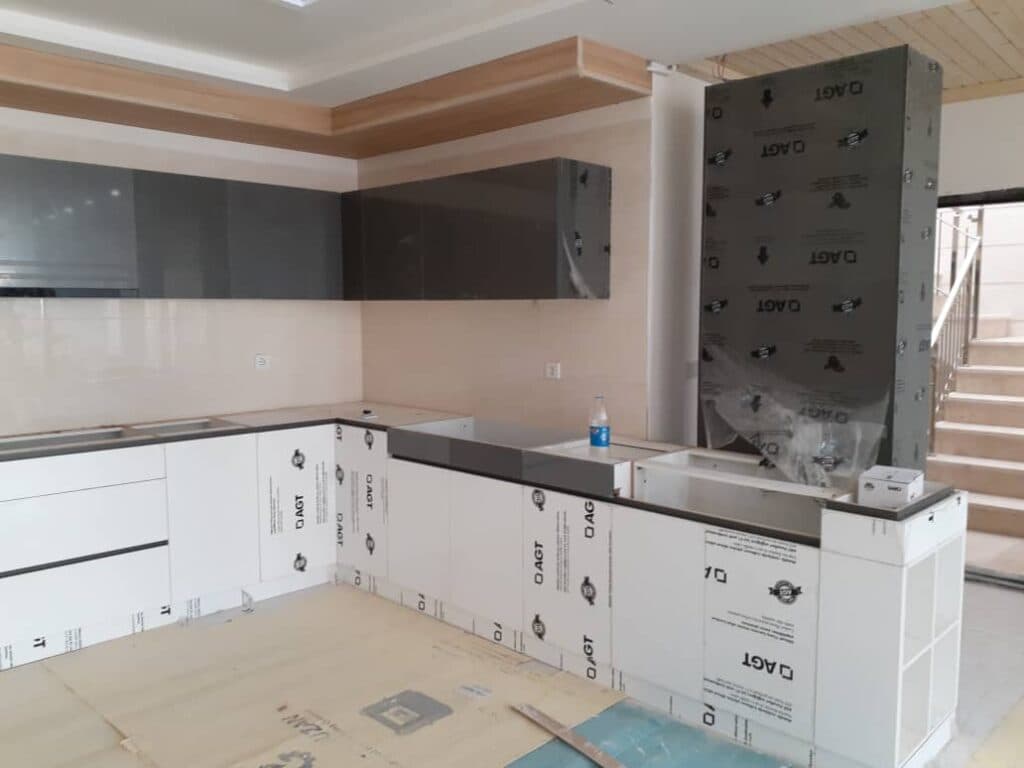 طراحی و اجرای کابینت نیک در همدان