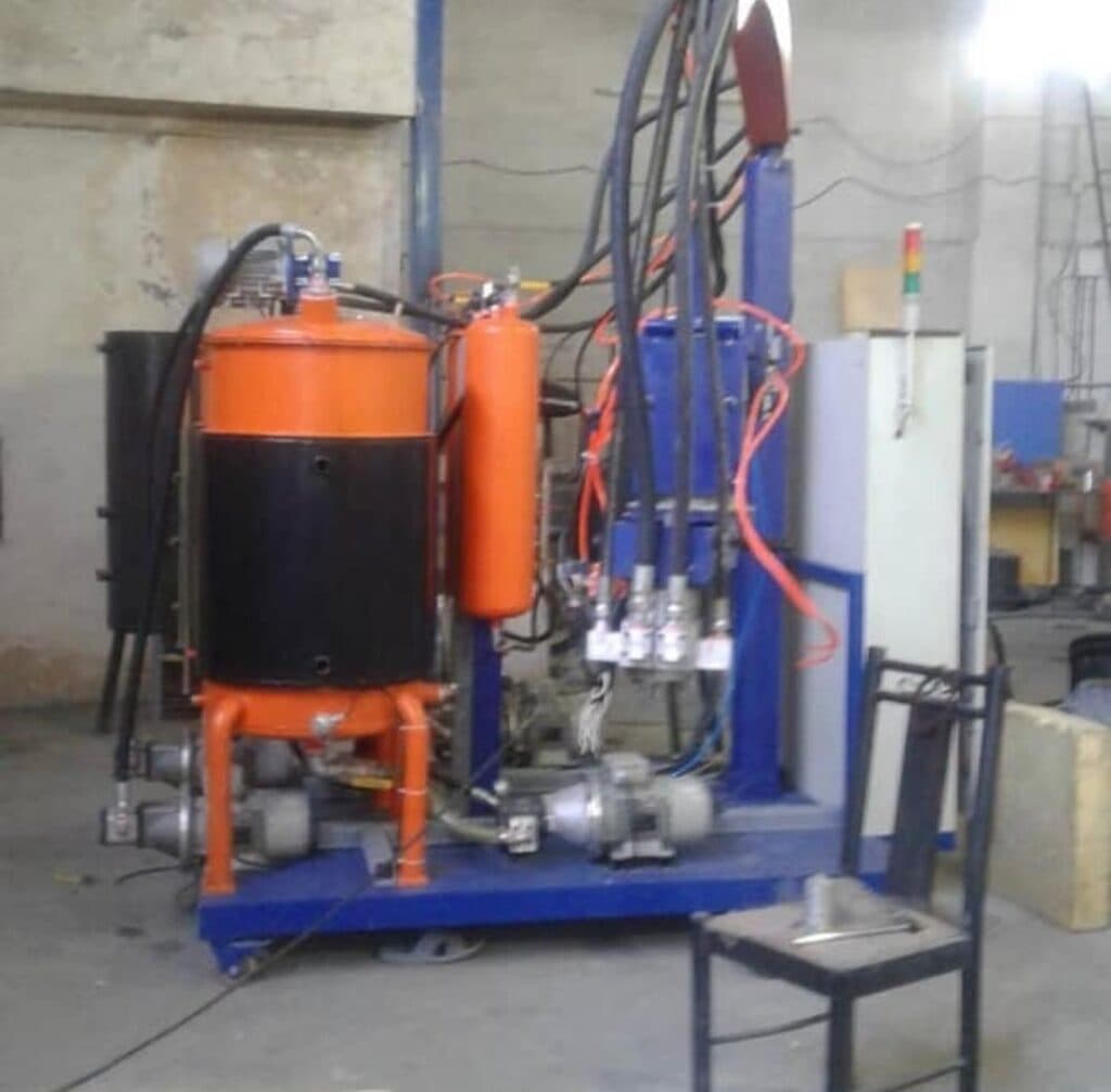 ساخت ماشین آلات مواد غذایی لبنی بستنی و آبمیوه بهکار ماشین در شهر قدس