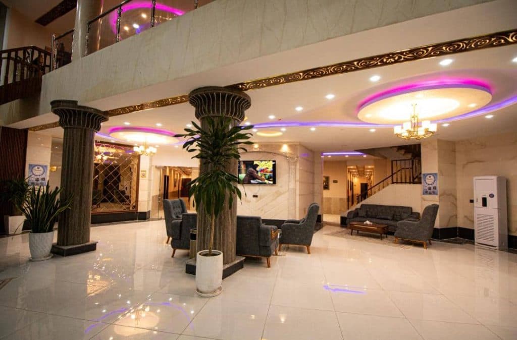 هتل ۳ ستاره مروارید جنوب در لامرد