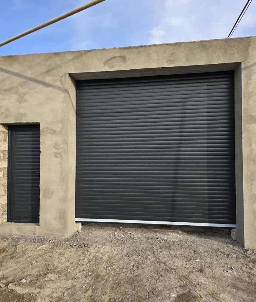 نصب و فروش سایبان و کرکره برقی پادرادر یزد