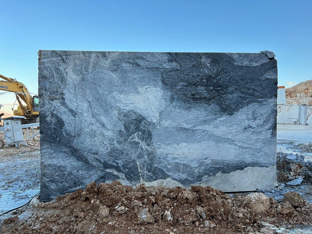 تولید و استخراج سنگ های تزئینی چینی اوپال سنگ شاقز در الیگودرز