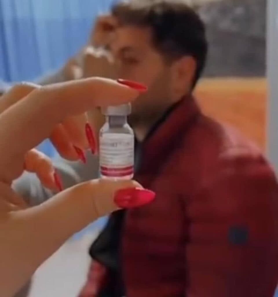 مطب پزشکی دکتر میلاد چمنی در ارومیه