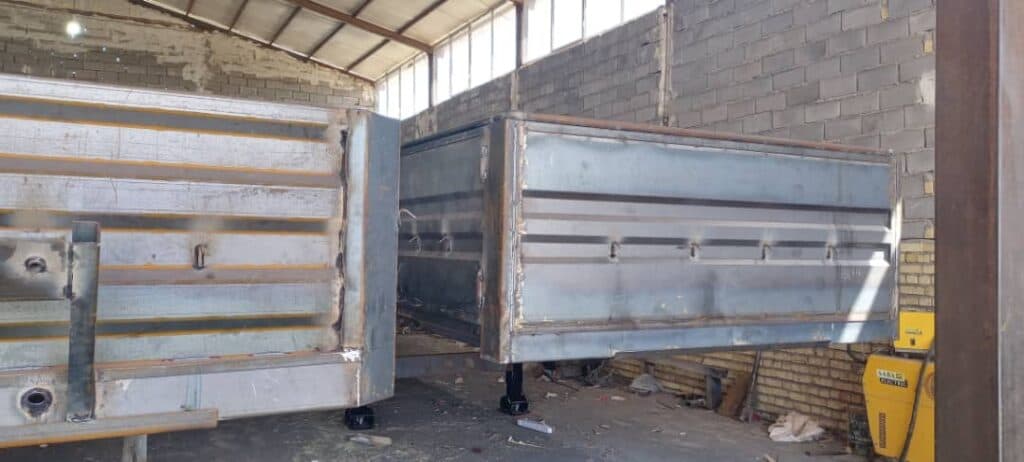 ساخت و فروش تریلی یورش صنعت در همدان