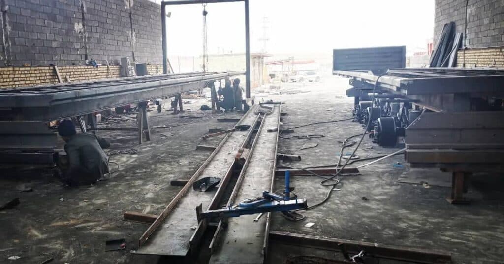 ساخت و فروش تریلی یورش صنعت در همدان