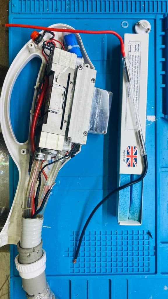 فروش و تعمیر دستگاه های لیزر پوستی و زیبایی مهران طب در ساری