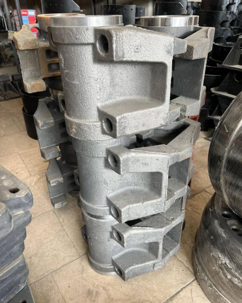 فروش و پخش لوازم یدکی ماشین سنگین محسن در کرمان