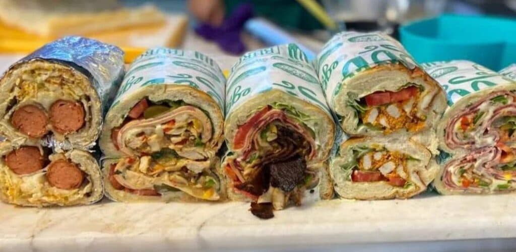 فست فود دکتر ساندویچ در دزفول