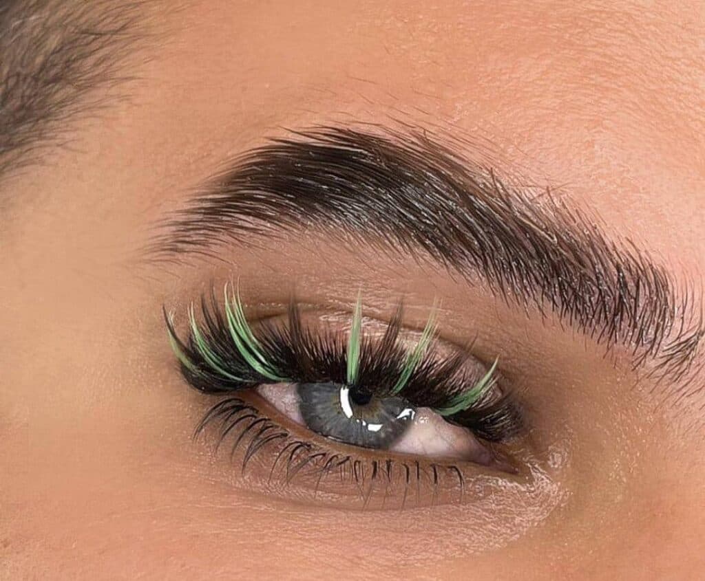 آموزش و خدمات اکستنشن مژه مصی یوسفی در قائم شهر