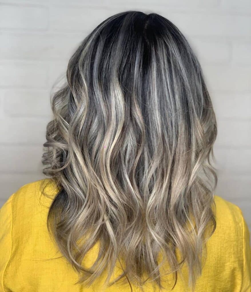 مرکز تخصصی رنگ و لایت و کراتین مو آتی ملایی در شیراز