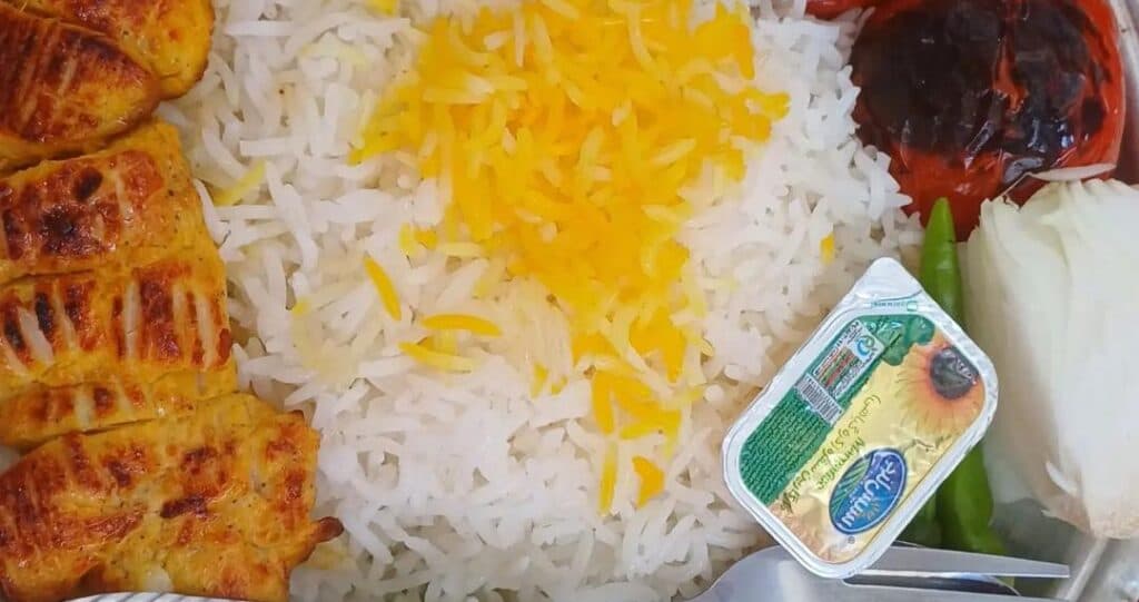 رستوران بیرون بر مسلم در مسجد سلیمان