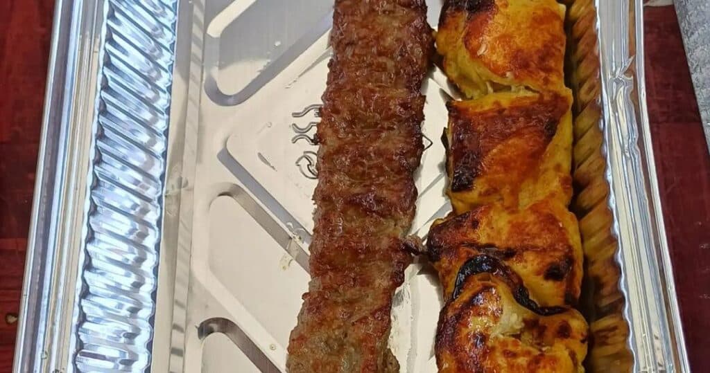 رستوران بیرون بر مسلم در مسجد سلیمان