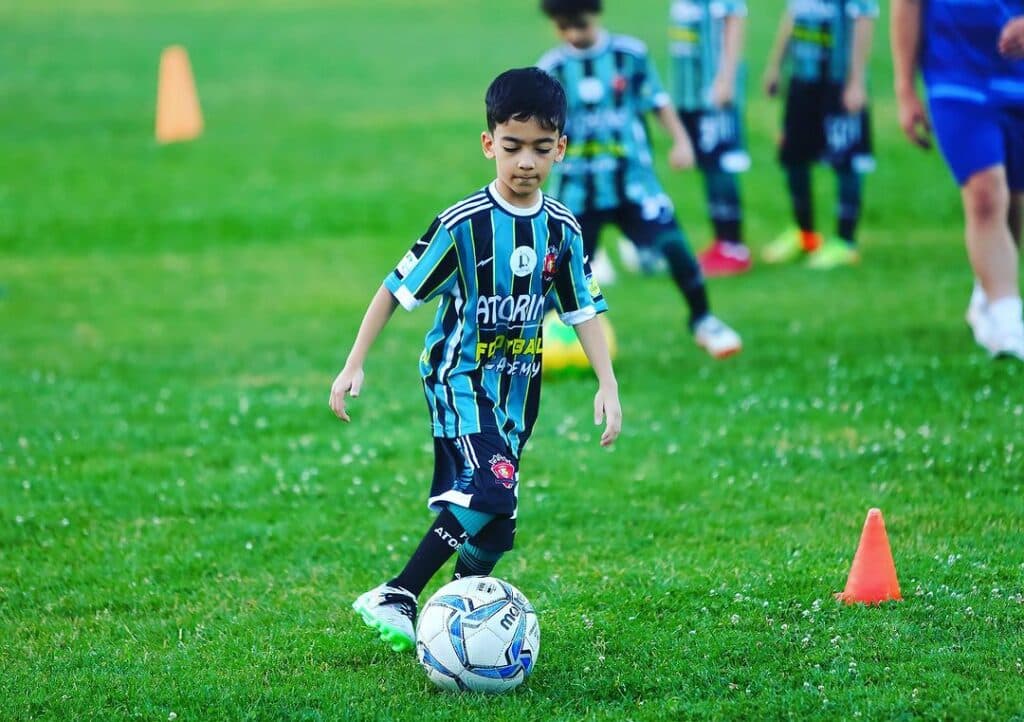 مدرسه فوتبال آتورینا در قاسم آباد مشهد