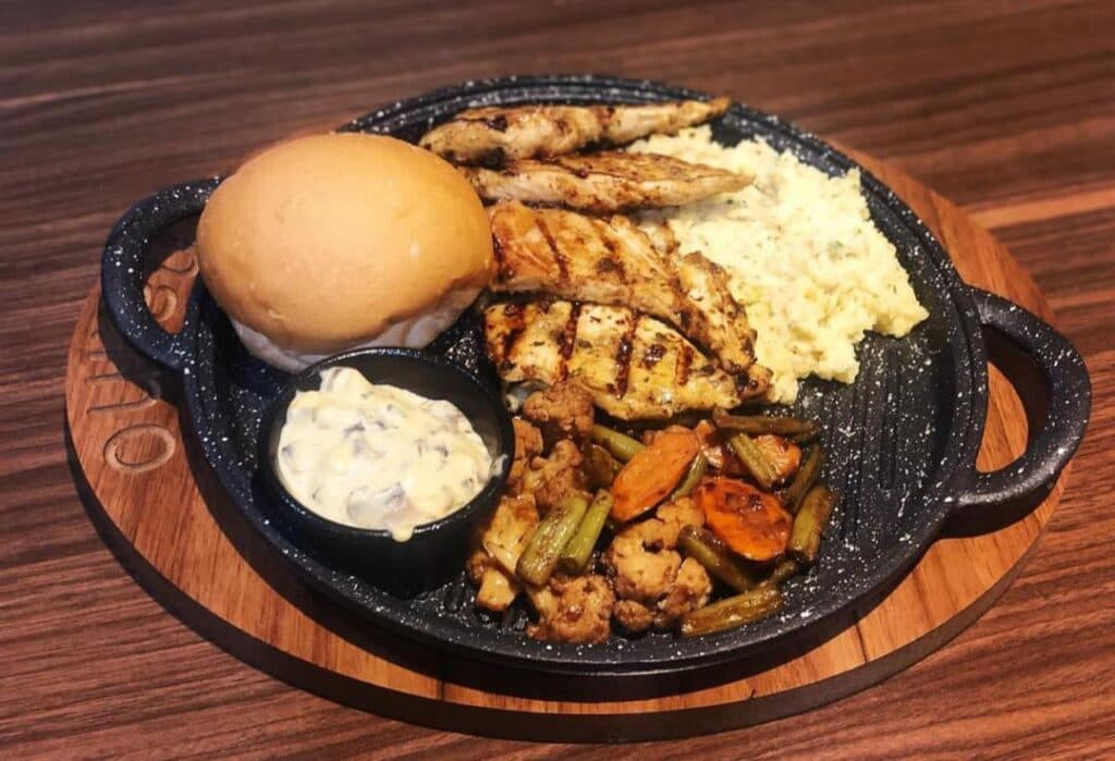 کافه فست فود وکیل در کوروش اهواز