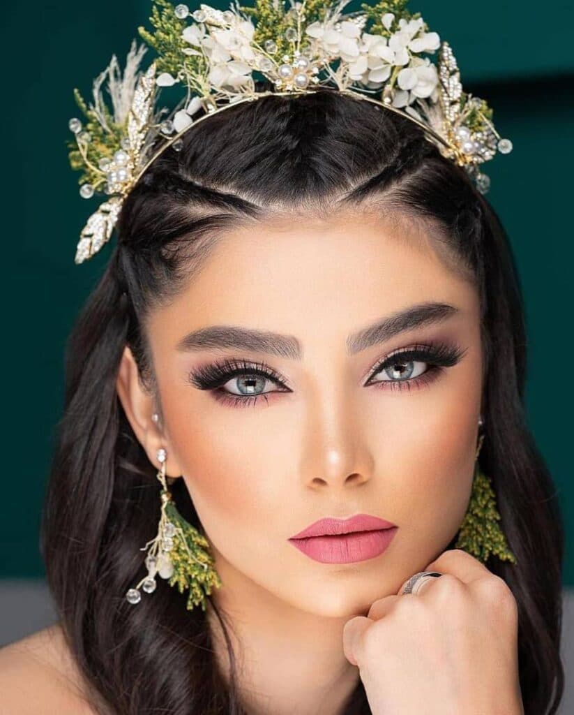 آموزش و خدمات تخصصی میکاپ غزل موسوی در شیراز