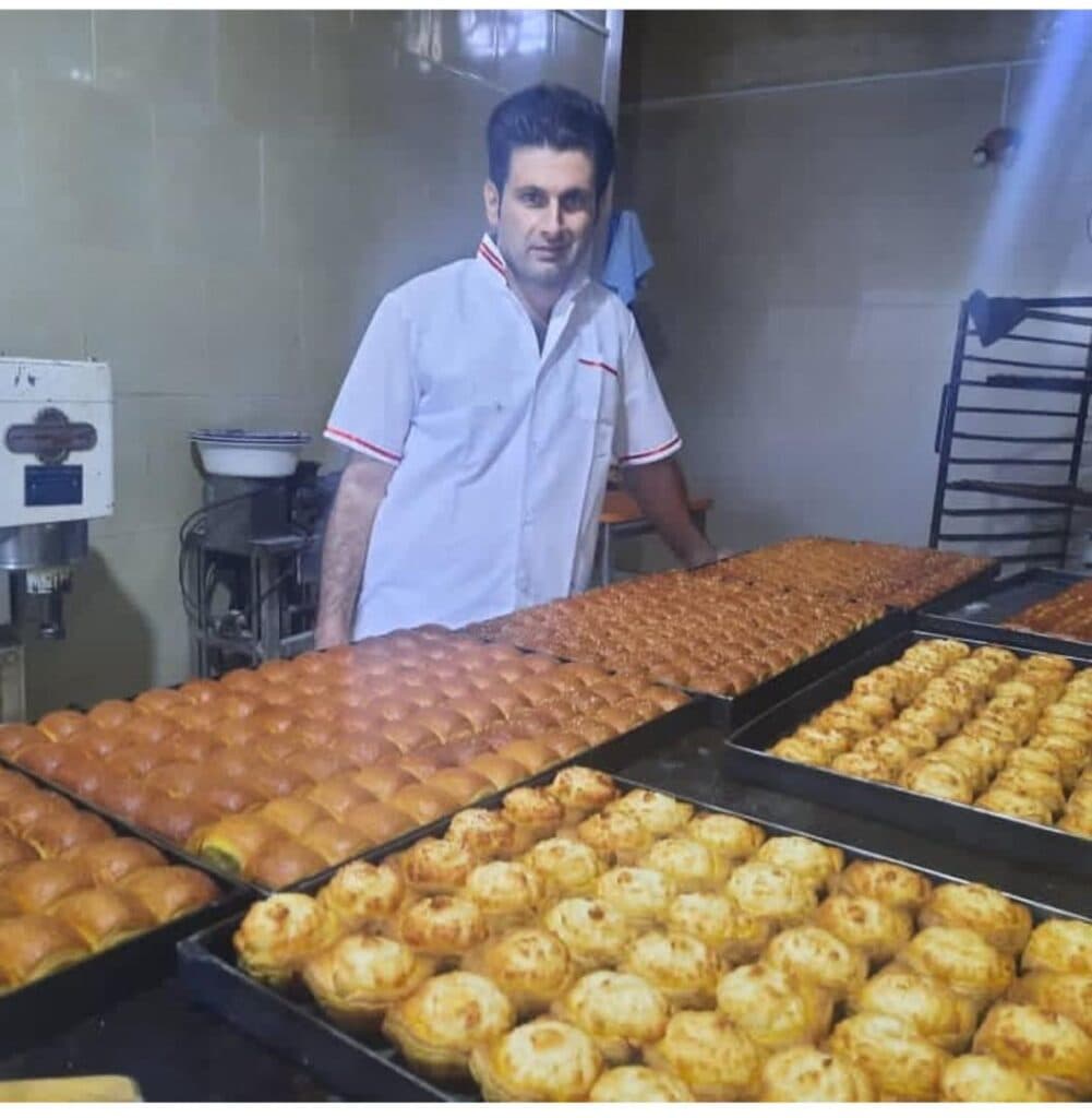 شیرینی سرای نارگیل تولم شهر