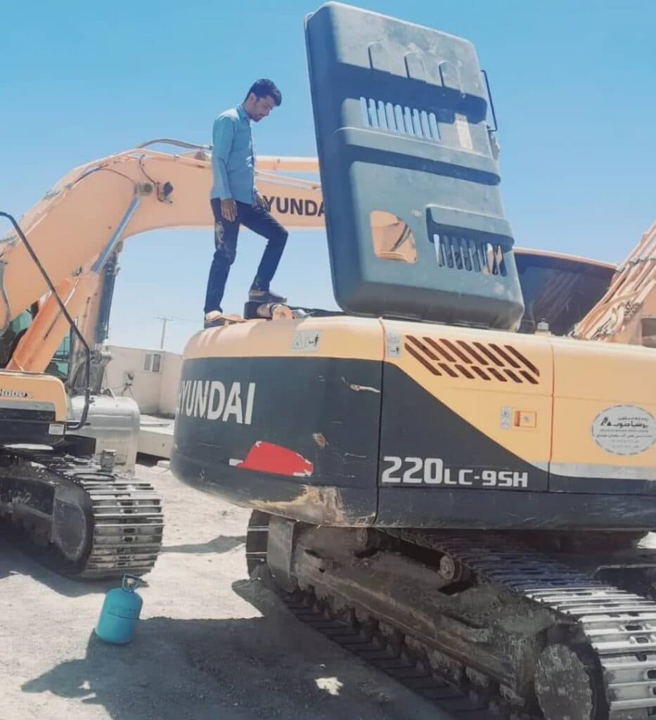 شارژ گاز و کولر اتومبیل های سبک و سنگین جهان اتومات در زابل