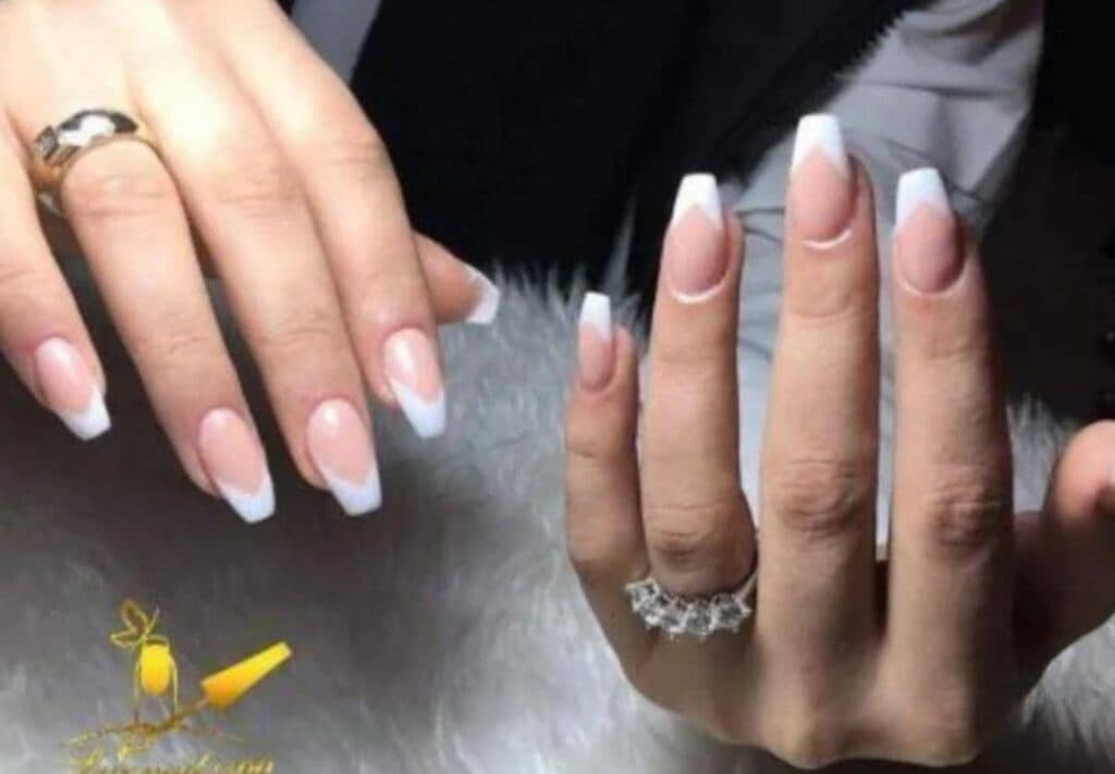 آموزشگاه و سالن زیبایی آذر بانو در شهر جدید سهند