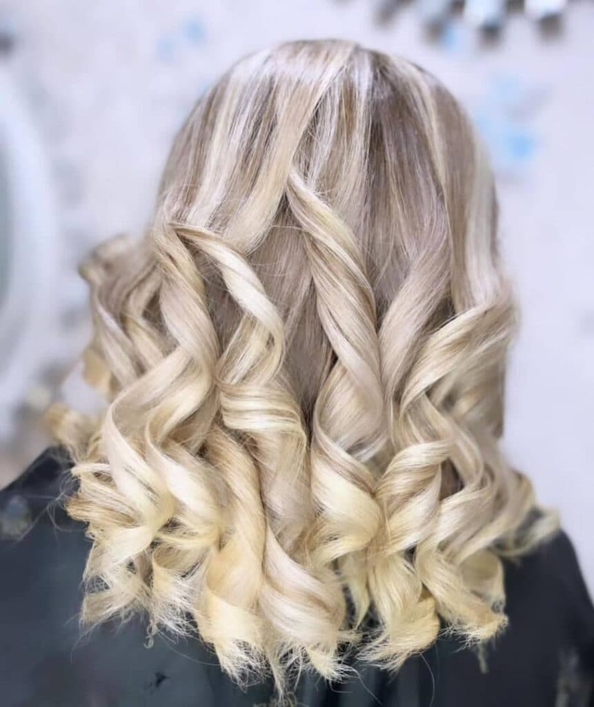 آموزشگاه و سالن زیبایی بوی باران در مسجد سلیمان