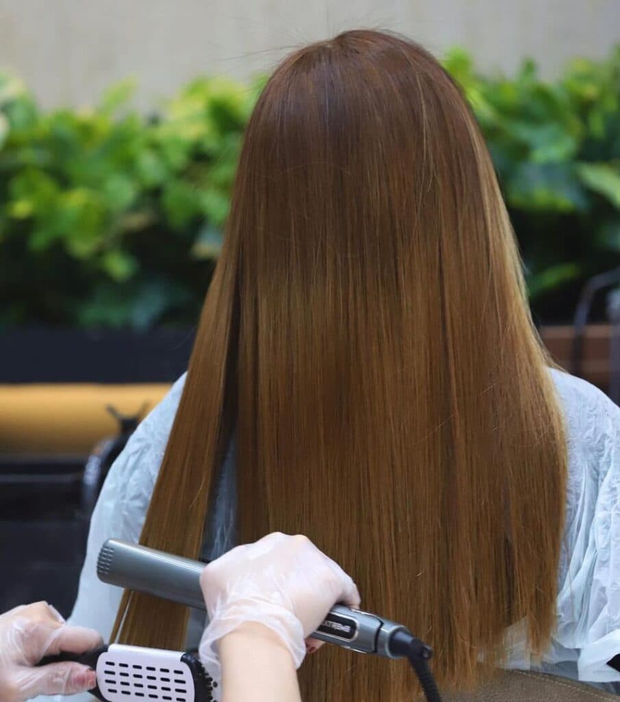 آموزشگاه و سالن زیبایی هیوا در بم