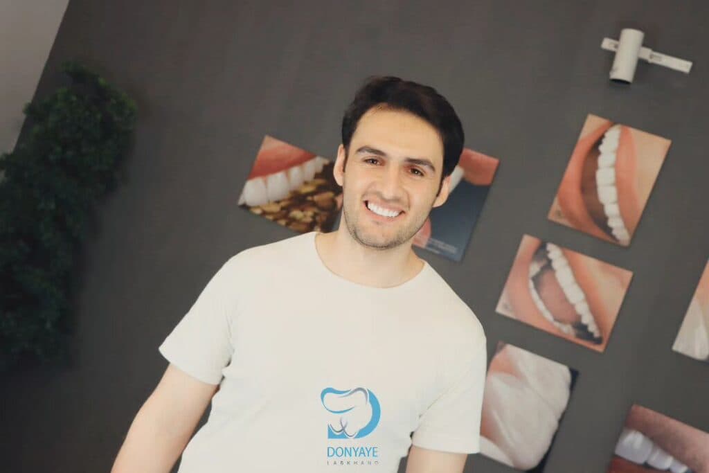 مرکز تخصصی لمینت ونیر کامپوزیت دنیای لبخند دکتر نسترن دنیادیده در مشهد