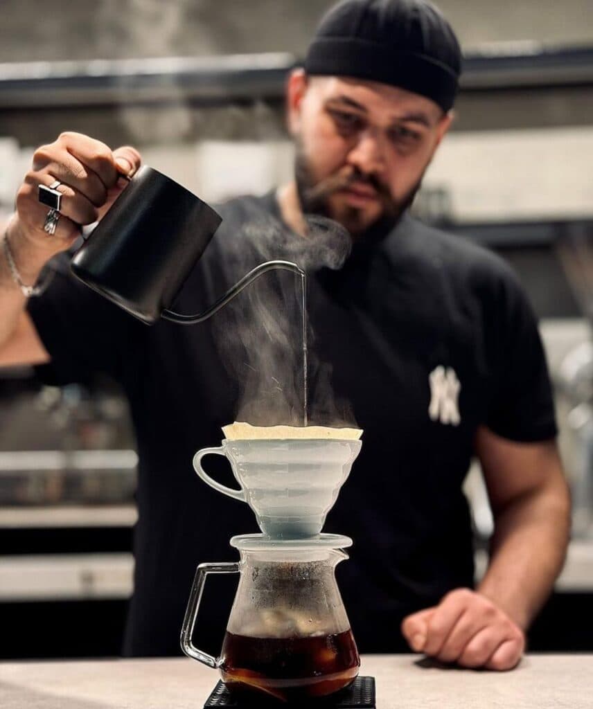 کافه الو قهوه در اهواز