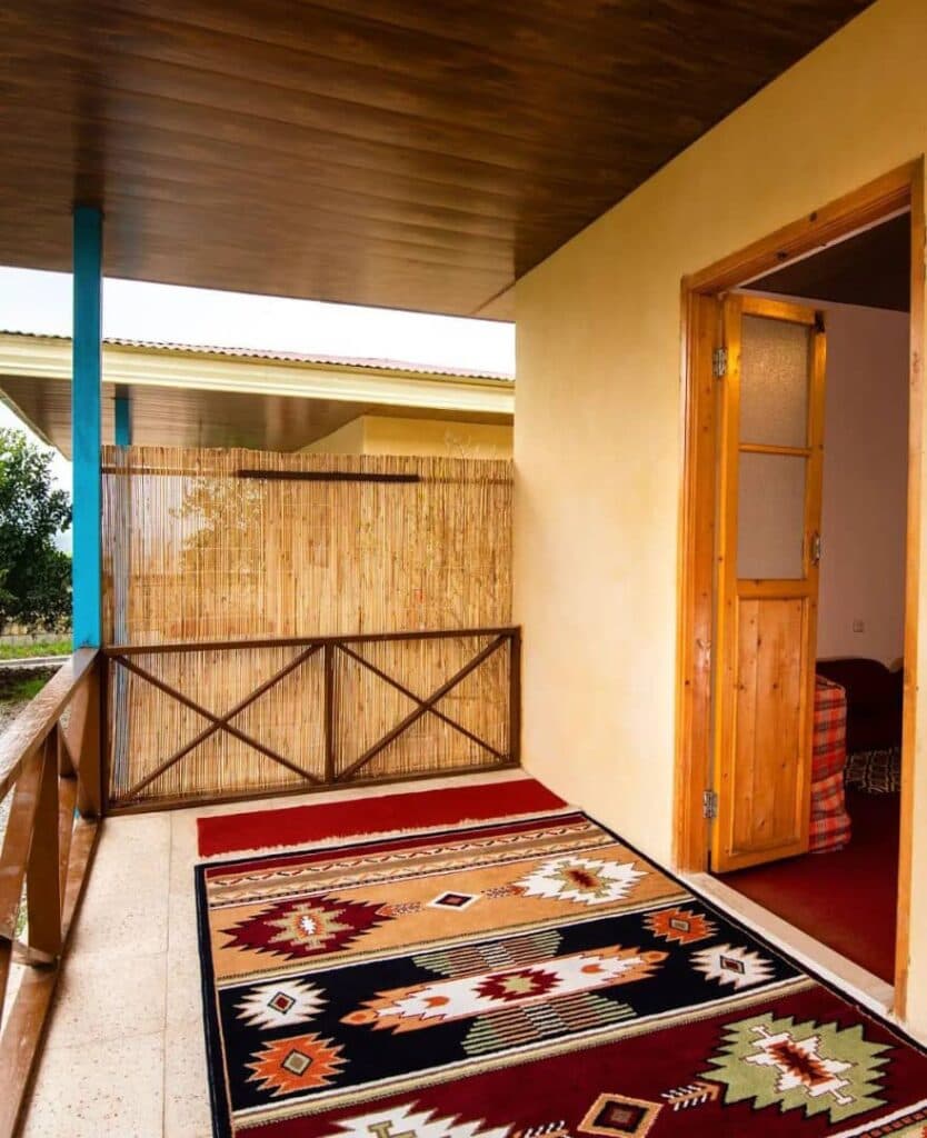 اقامتگاه بومگردی کیمه در لفور شیرگاه