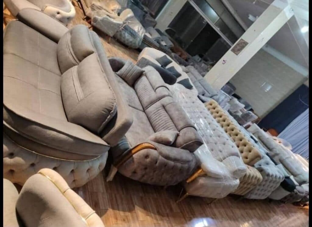 تولید و فروش مبلمان سلطنتی و راحتی علیزاده در شوشتر