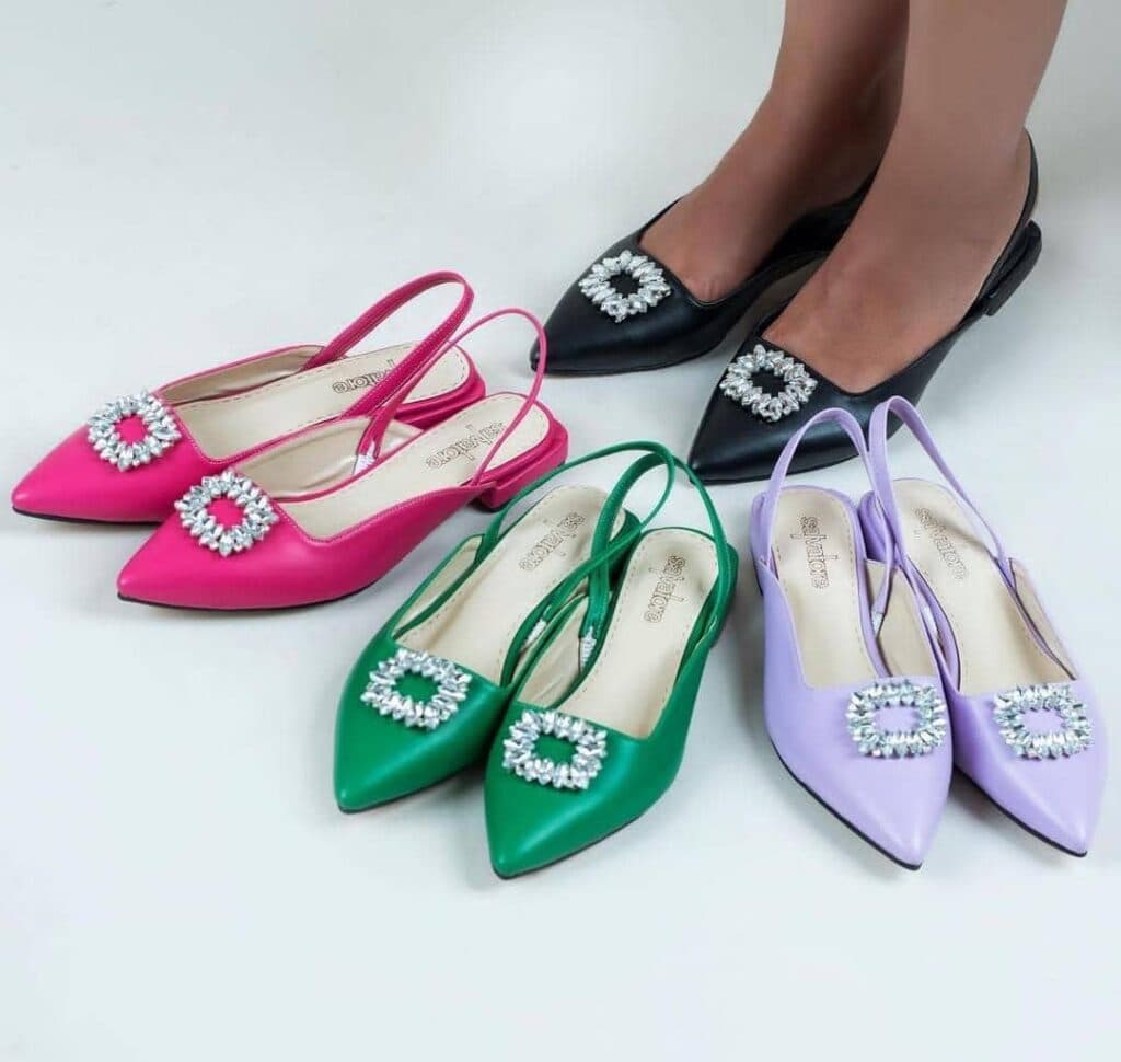 فروشگاه کیف و کفش کویین در آبادان